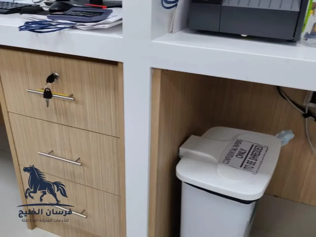 تفصيل مكاتب