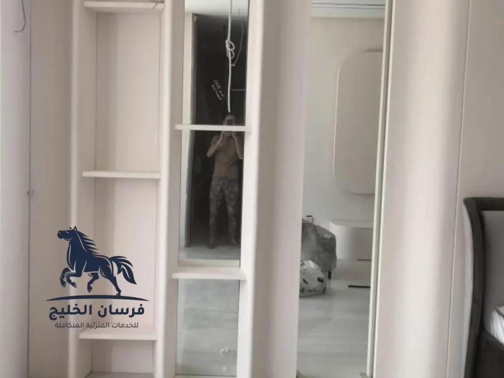 نجار فك وتركيب